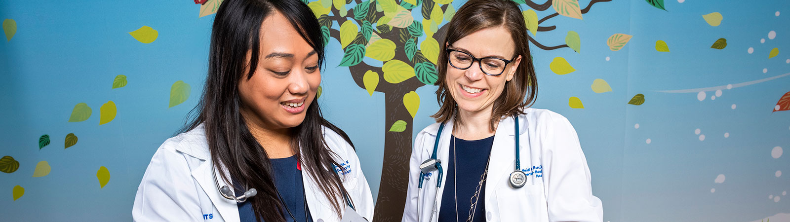 FosterCare(J181024601)-1600x450