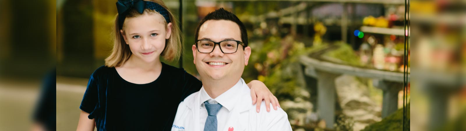 Rutzen-Reagan(L181016036)-1600x450